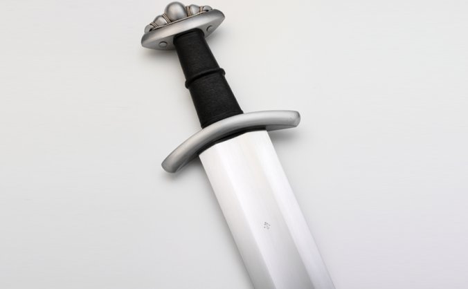 锋利的宝剑剑柄特写免抠PNG